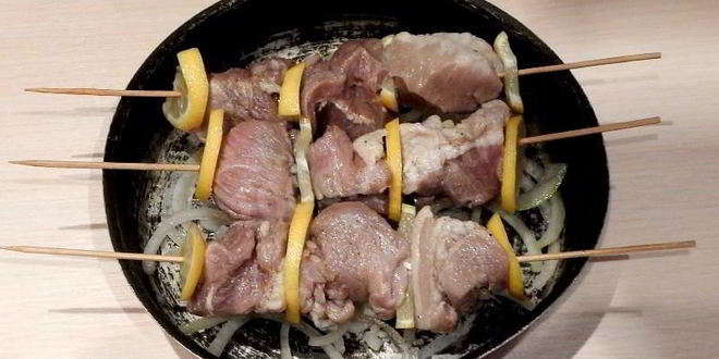 Рецепт шашлык из свинины с лимоном в аэрогриле
