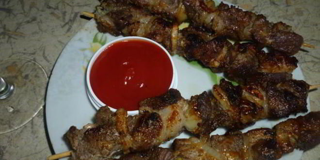 Рецепт шашлык в белом вине на сковороде