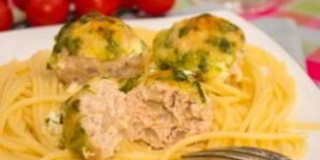 Рецепт куриные тефтели под сливочным соусом