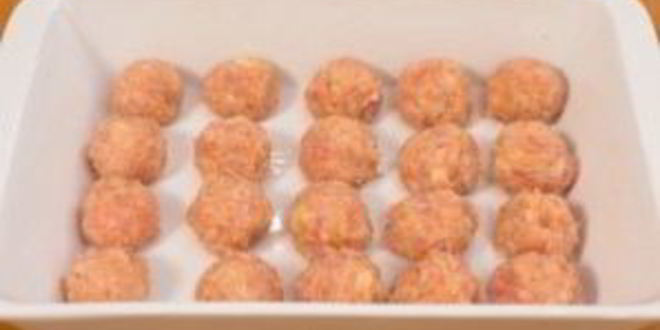 Рецепт куриные тефтели под сливочным соусом