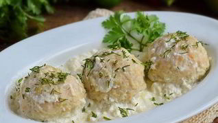 Рецепт Куриные тефтельки под сметанным соусом