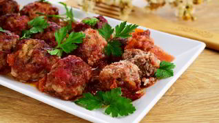 Рецепт Мясные тефтели Ностальгия с рисом в томатном соусе