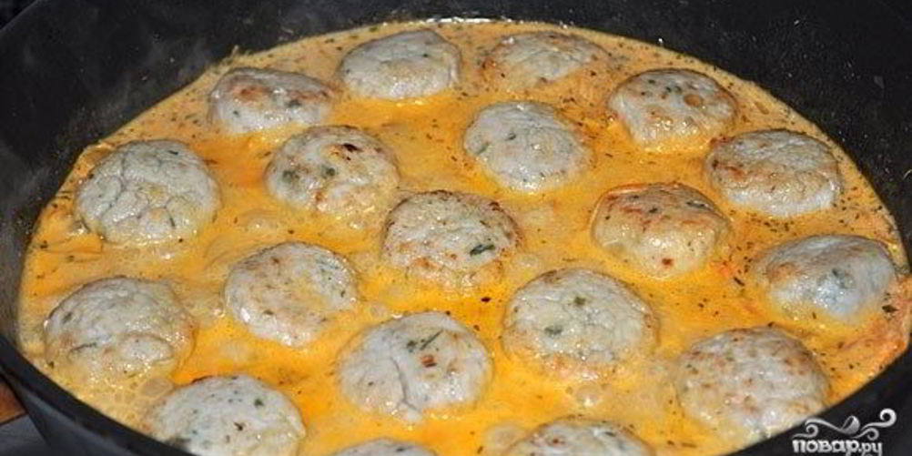 Как приготовить тефтели куриные в сметанном соусе