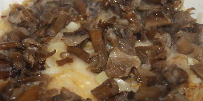 Рецепт тефтели в грибном соусе с сыром