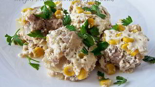 Рецепт Тефтели в сливочном соусе с кукурузой