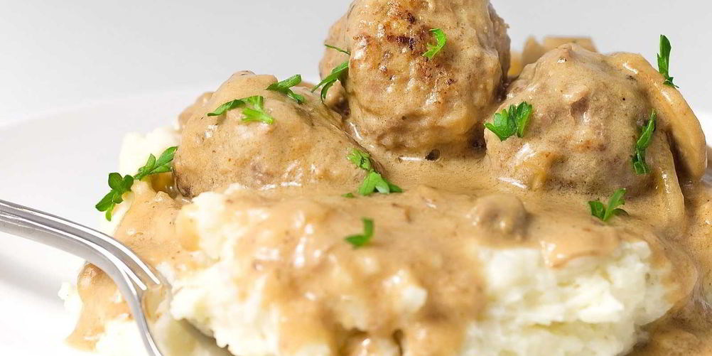 Как приготовить тефтели в сметанном соусе