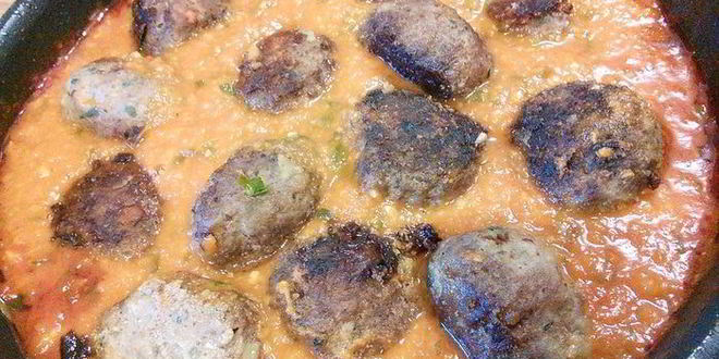 Рецепт тефтели, запеченные с моцареллой