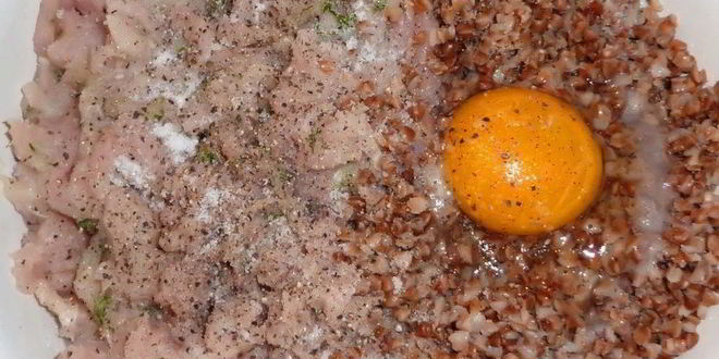 Рецепт тефтельки из курицы и гречки в соусе