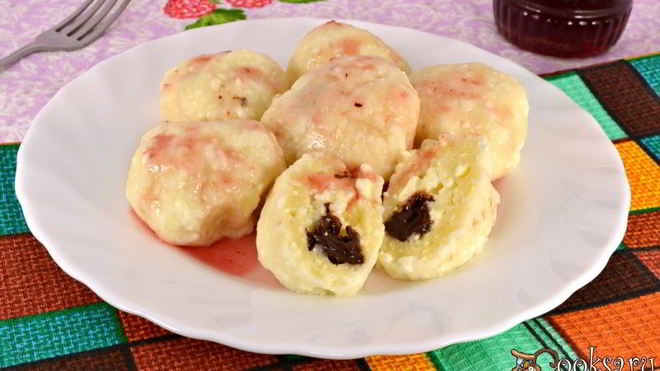 Рецепт Творожные клецки с шоколадом