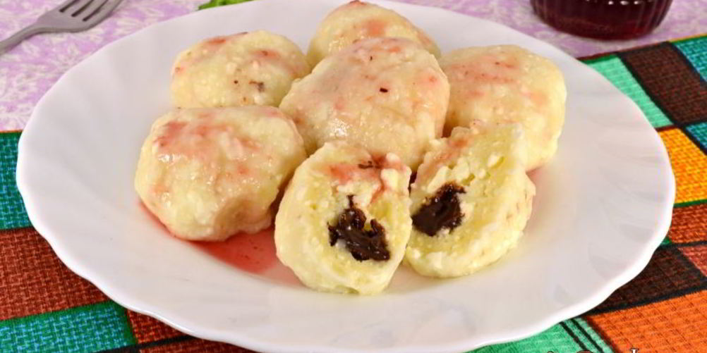 Как приготовить творожные клецки с шоколадом