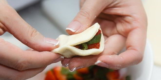 Рецепт вареники с клубникой