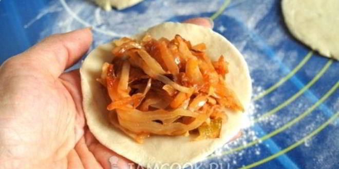 Рецепт вареники с жареной капустой