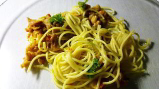 Рецепт Яичная лапша с карри, курицей и овощами