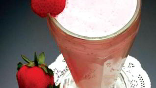 Рецепт Бананово-клубничный коктейль