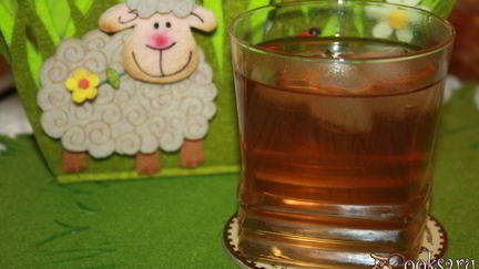 Рецепт Чайный напиток с нектаринами и клубникой