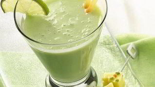 Рецепт Коктейль из замороженного йогурта с лаймом и бананом