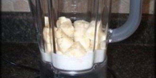 Рецепт коктейль из замороженного йогурта с лаймом и бананом