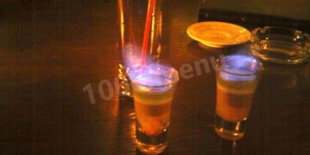 Рецепт яблочный густой коктейль с авокадо и персиком