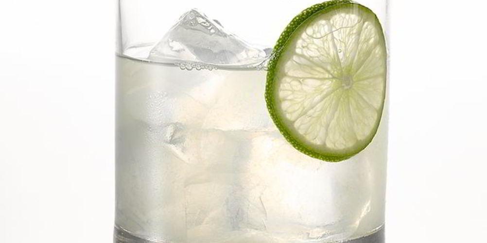 Как приготовить коктейли с куантро