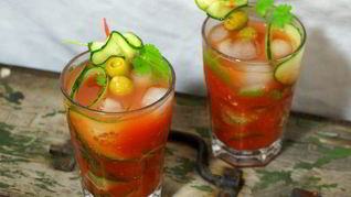 Рецепт Летний томатно-огуречный коктейль