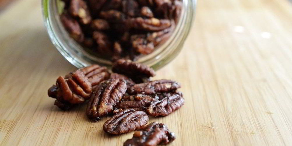 Рецепт гранола с йогуртом, ягодами и кленовым сиропом