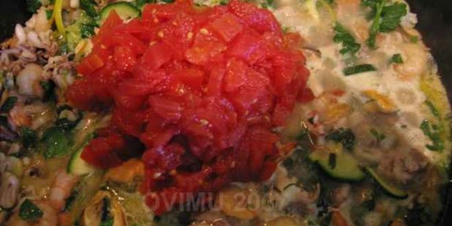 Рецепт спагетти с морским коктейлем