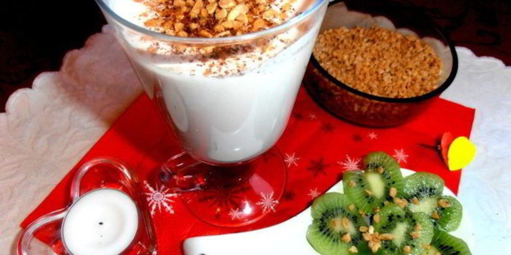 Как приготовить творожный коктейль на завтрак
