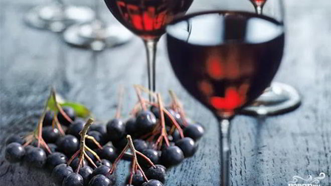 Рецепт Вино из черной рябины