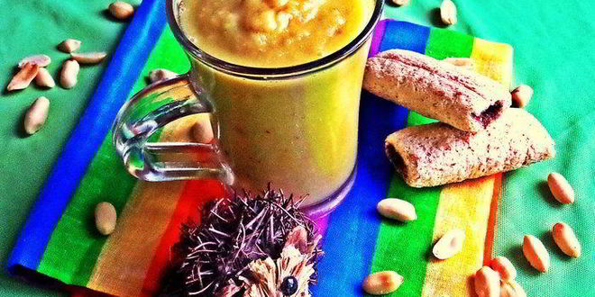 Рецепт яблочный густой коктейль с авокадо и персиком