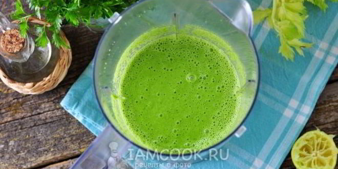 Рецепт зеленый коктейль из шпината, петрушки, груши и сельдерея