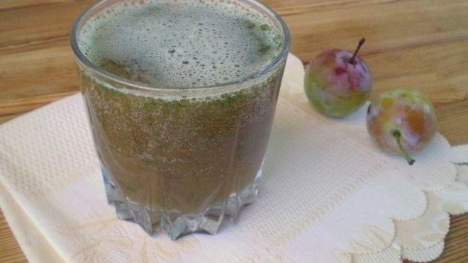 Рецепт Зеленый коктейль со сливой