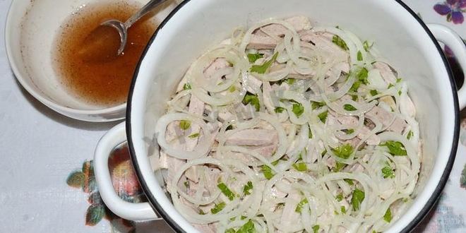 Рецепт деревенский свадебный салат из свинины