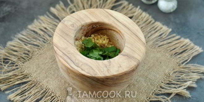 Рецепт грузинский салат с ореховой заправкой