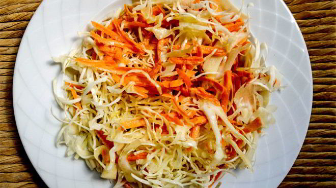 Рецепт Летний салат из капусты со жгучим перцем