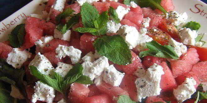 Рецепт летний салат с арбузом, черри, брынзой и мятой