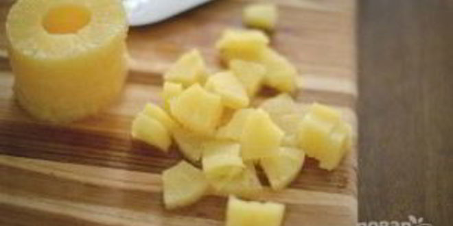 Рецепт рождественский салат с яблоком и орехами