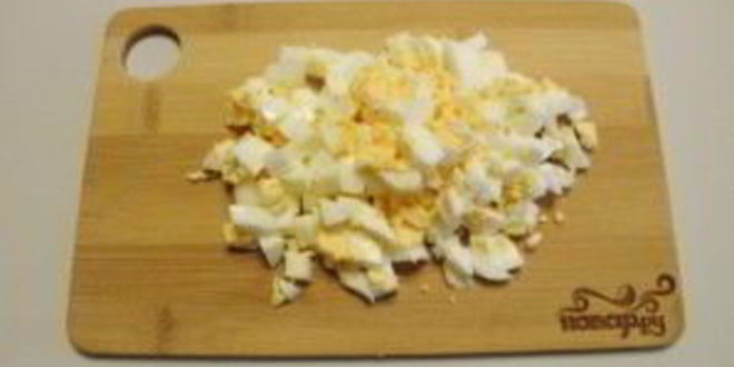 Рецепт салат из крабовых палочек и печени трески