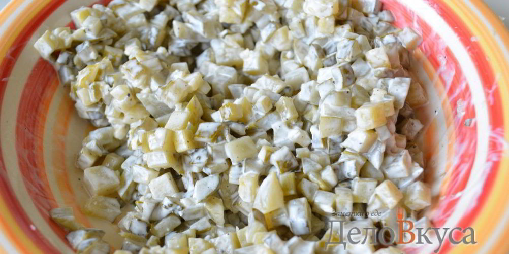 Как приготовить салат из соленых огурцов к драникам