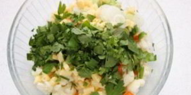 Рецепт салат из цветной капусты с сыром