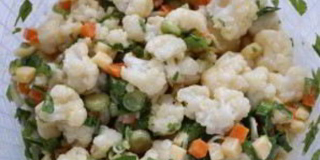 Рецепт салат из цветной капусты с сыром