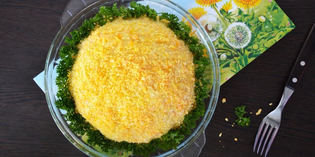 Как приготовить салат одуванчик с красной рыбой