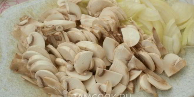 Рецепт салат с черносливом и грибами