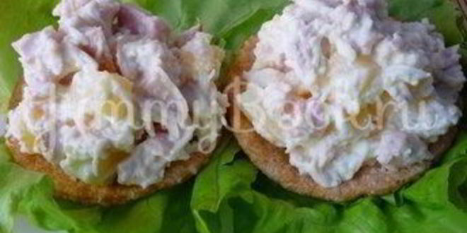 Рецепт салат с копченой грудкой и ананасами