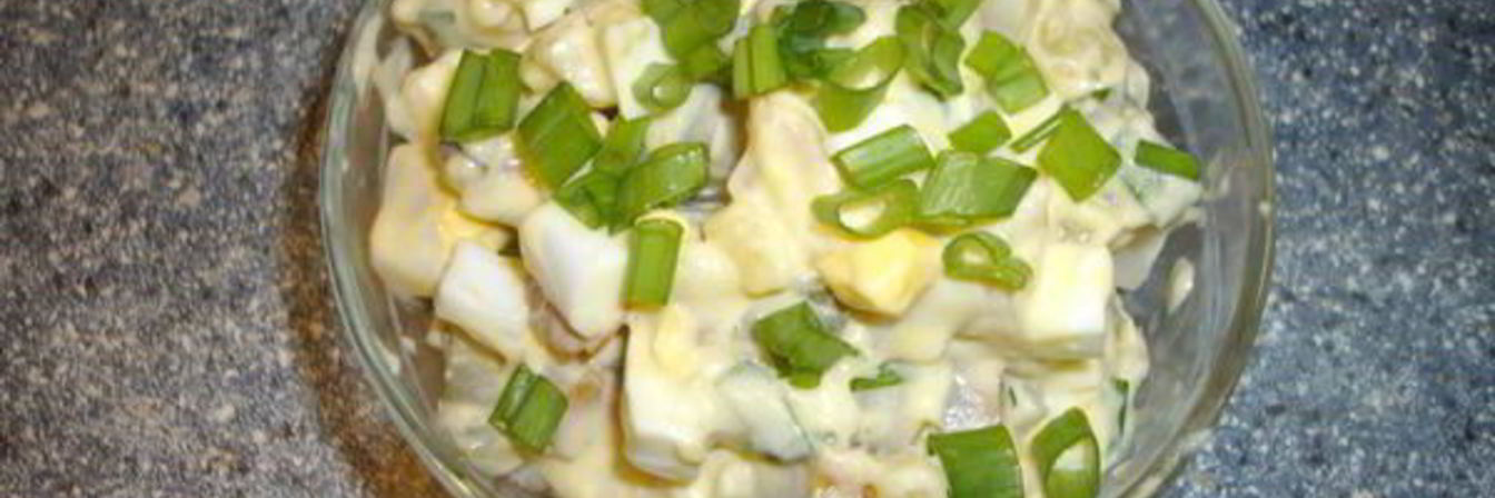 Рецепт Салат с копченым кальмаром