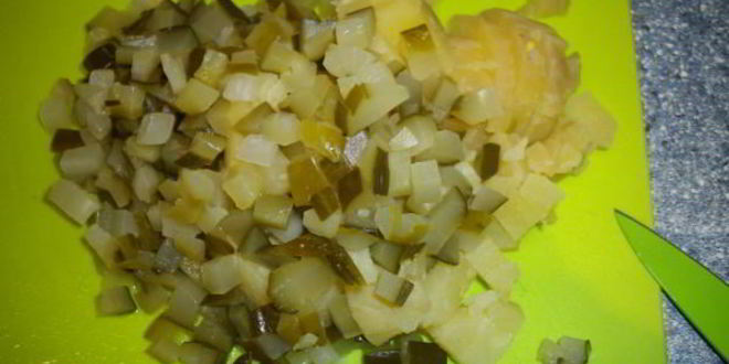 Рецепт салат с копченым кальмаром