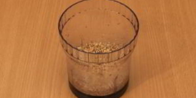 Рецепт салат с куриным филе, огурцами и орехами