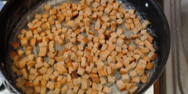 Рецепт салат с курицей, гранатом и сыром