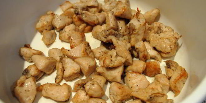 Рецепт салат с курицей, гранатом и сыром