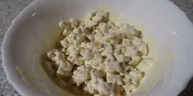 Рецепт салат с печеньем крекером