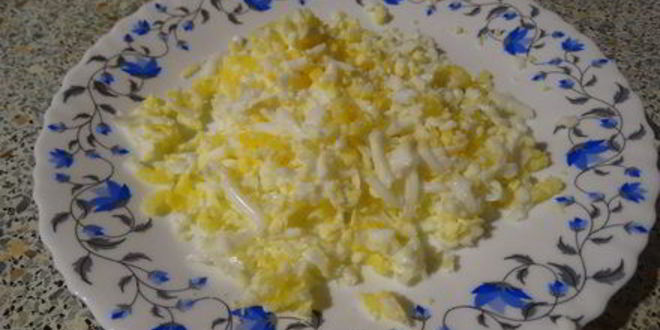 Рецепт салат с печеньем крекером